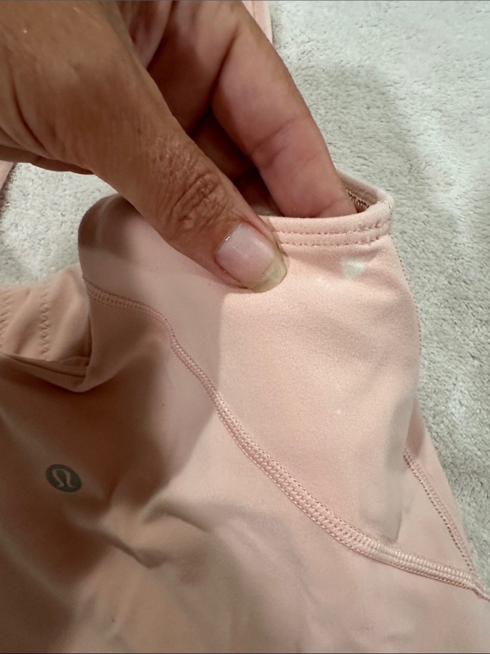 Lululemon - Bundle of 3 -Seamless Cropped Tank Tops - size 2 ( read below ๐๐ป) - Picture 5 of 14